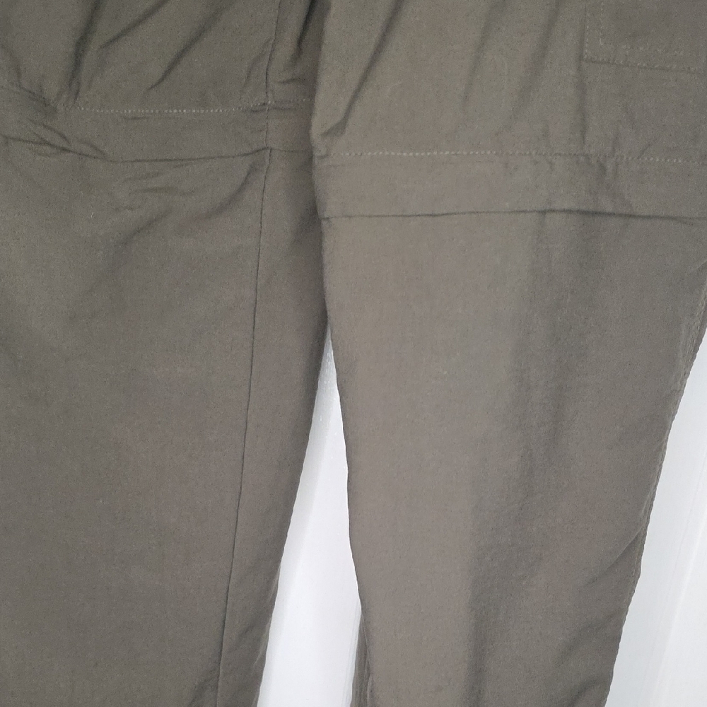 Patagonia Men's Dark Olive Cargo Pants - Picture 14 of 14